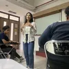 Potret Dian Sastro Jadi Dosen