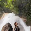 Dinda Kirana di Air Terjun