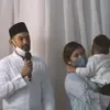 Potret Dua Cucu Annisa Trihapsari yang Ganteng-Ganteng