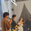 Potret Duta Sheila On7 Nyanyi di Resepsi Luna Maya Maxime
