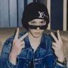 Denim Look dengan Beanie