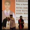 Eby DA5 wisuda.
