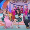 Potret El Rumi Tutupi Paha Syifa Hadju dengan Jaket