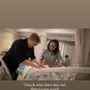 Potret Erika Carlina saat Momong Baby Andrew