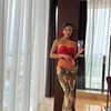 Potret Erika Carlina saat Tampil Berkebaya