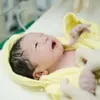 wajah anak Erika Carlina