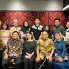 Eron Adik Bungsu Emil Dardak