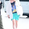 G-Dragon Pakai Hot Pants di Bandara