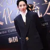 Lee Soo Hyuk di Weibo Gala 2025