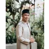Potret Ganteng Vidi Aldiano di Acara Pengajian Jelang Menikah dengan Sheila Dara