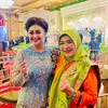 Potret Gaya Bella Saphira Saat Kondangan