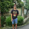 Potret Gaya Nyentik Kaka Slank Saat Nyoblos