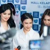 Potret Geng Cinta Tanpa Adinia Wirasti
