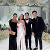 Glenca Chysara hadiri pernikahan Amanda