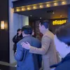 Potret Hyun Bin Bersama Ayah Mertuanya