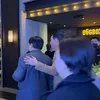 Potret Hyun Bin Bersama Ayah Mertuanya