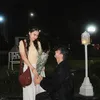 adegan romantis Immanuel Caesar Hito dan Esta Pramanita 