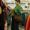Indah Permatasari Jalan-Jalan ke Blok M