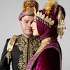 Irish Bella dan Haldy Sabry, foto keluarga, Baju Adat Aceh