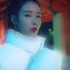 IU dan Kai dalam BLACKYAK