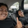 Jefri Nichol tertidur di dalam mobil.