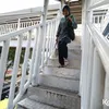 Potret Jembatan Penyebrangan Daan Mogot