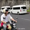 Ji Chang Wook naik motor di Bali