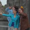 Pevita Pearce Temani Ji Chang Wook di Candi Prambanan