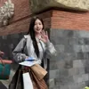 Jung Hae In dan Jung So Min di Bandara Bal