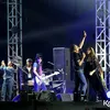 Kaka Slank Duet dengan Anaknya