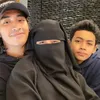 Umi Pipik dan keempat anaknya