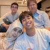 Kebersamaan Vidi Aldiano dengan Ibunya