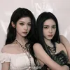 Potret Kedekatan Zhang Miaoyi dan Zhou Ye