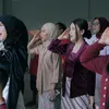  Irish Bella dan Haldy Sabri Seru Lomba 17 Agustus Bareng Timnya