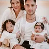 Potret Keluarga Siti Badriah Bareng Krisjiana dan 2 Anak