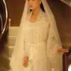 Kerenina pakai bridal robe