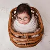 Potret Kesha Ratuliu Gendong Baby Danish