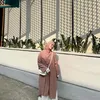Potret Khansa Mariska Istri Guz Azmi