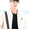 Potret Kim Soo Hyun di Bandara 