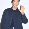 Kim Woo Bin Melambaikan Tangan
