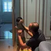 Kocak Raffi Ahmad Pasang Baju Rayyanza Kebalik