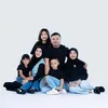 Irish Bella foto keluarga sekaligus maternity