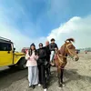 Liburan Ahmad Dhani Mulan Jameela