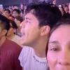 Potret Luna Maya Nonton Konser MUSE di Jepang Bareng Maxime Bouttier