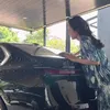 Potret Michelle Ziudith Nyuci Mobil Sendiri