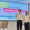 Ji Chang Wook Saat Handprinting Placement