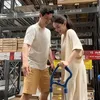Steffi Zamora dan Nino Fernandez Belanja Furniture