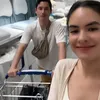 Steffi Zamora dan Nino Fernandez Belanja Furniture