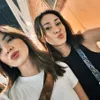 Potret Nia Ramadhani Foto Bareng Bestie