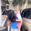 Potret Nicky Tirta Gendong Putrinya